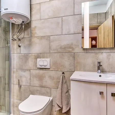 Cozy Silva Near Center With Jacuzzi And Parking Lägenhet Mali Lošinj